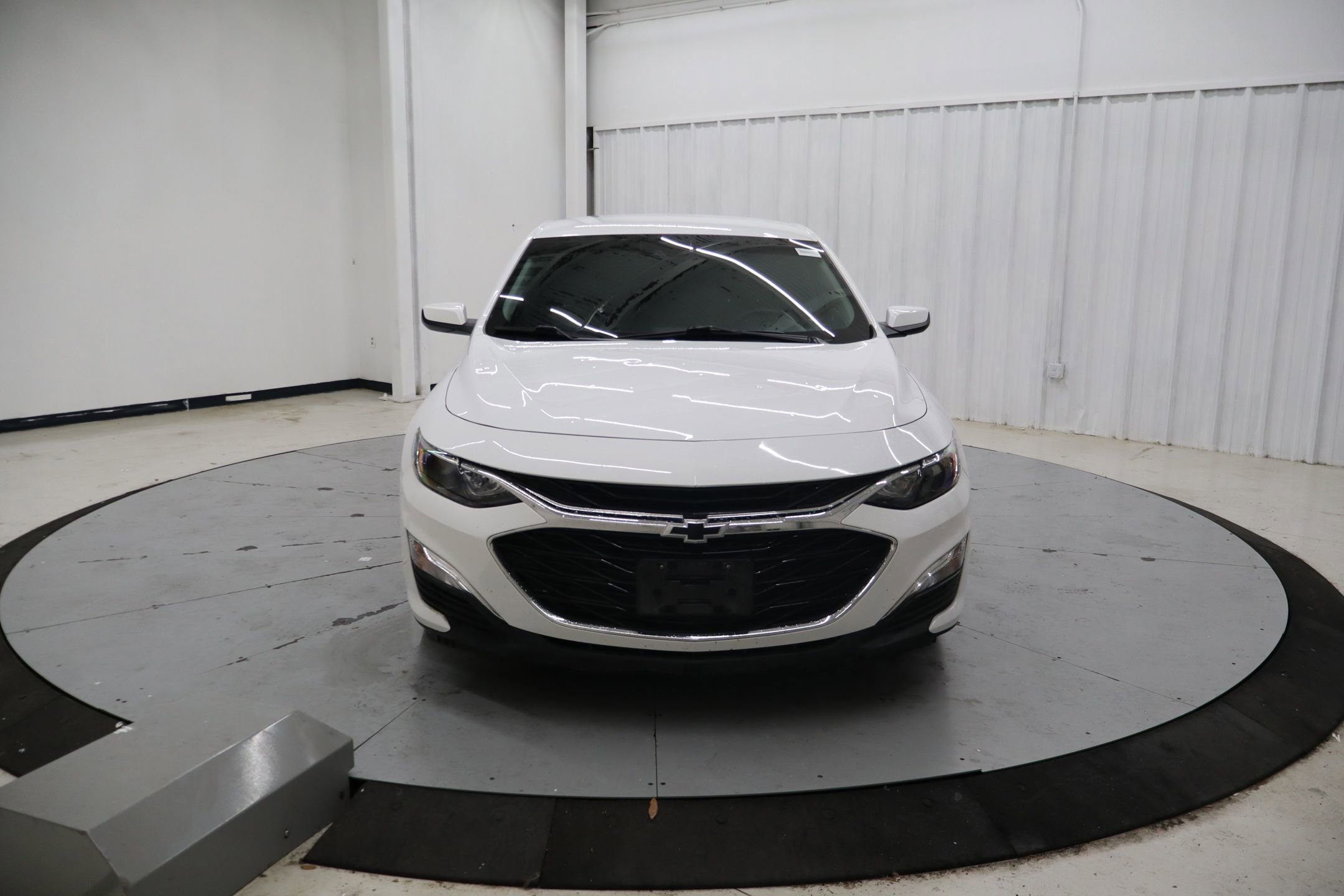 Used 2023 Chevrolet Malibu RS image 11