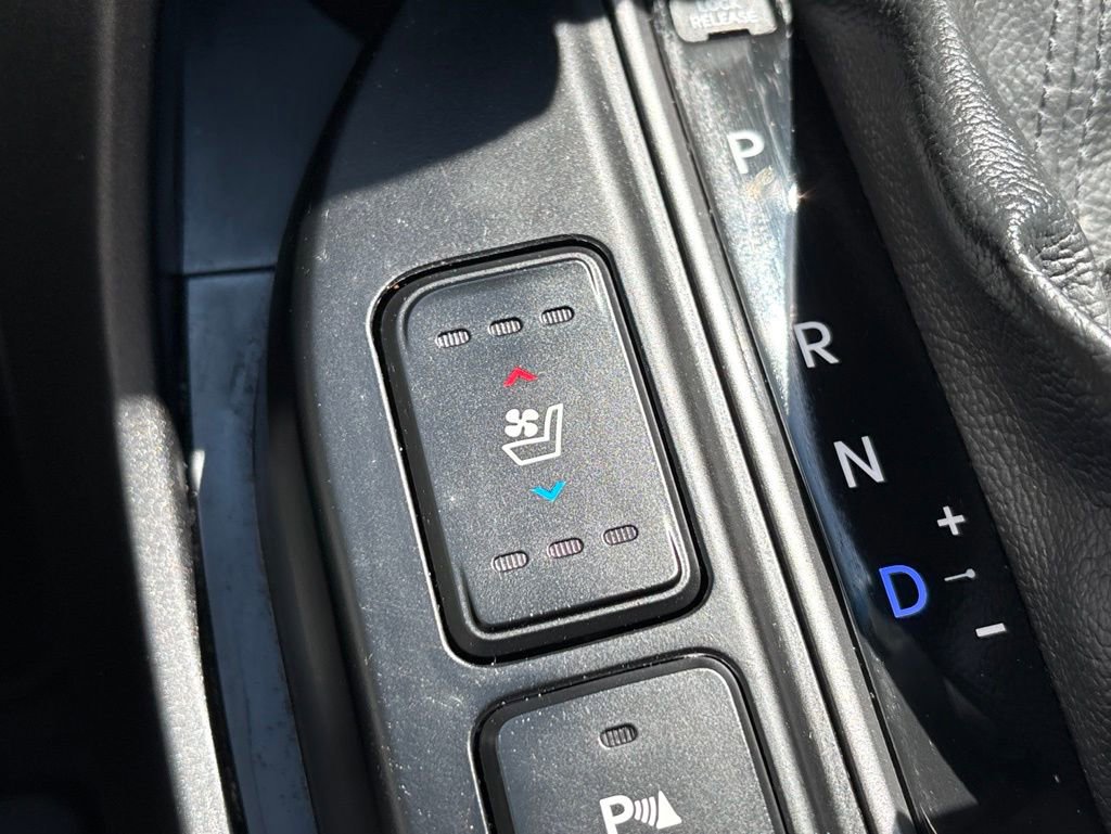 Used 2016 Hyundai Santa Fe Sport w/ Option Group 04 FWD image 20