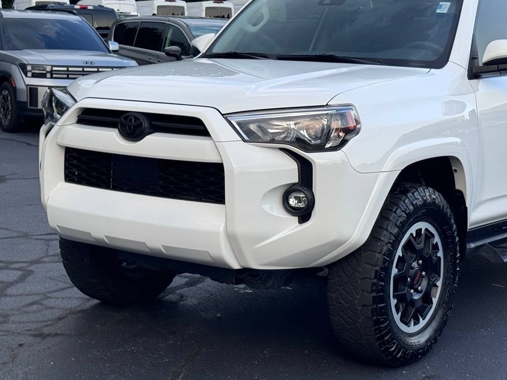 Used 2023 Toyota 4Runner SR5 RWD image 33