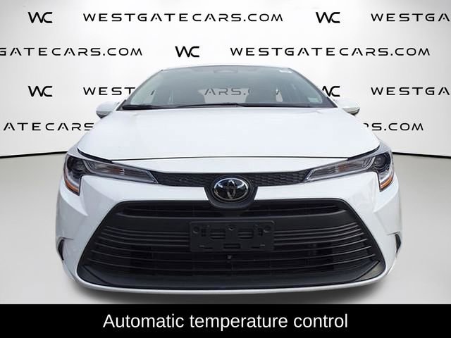 Used 2024 Toyota Corolla LE FWD image 4