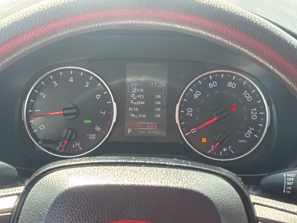 Used 2021 Toyota RAV4 XLE w/ Convenience Package AWD/4WD image 18