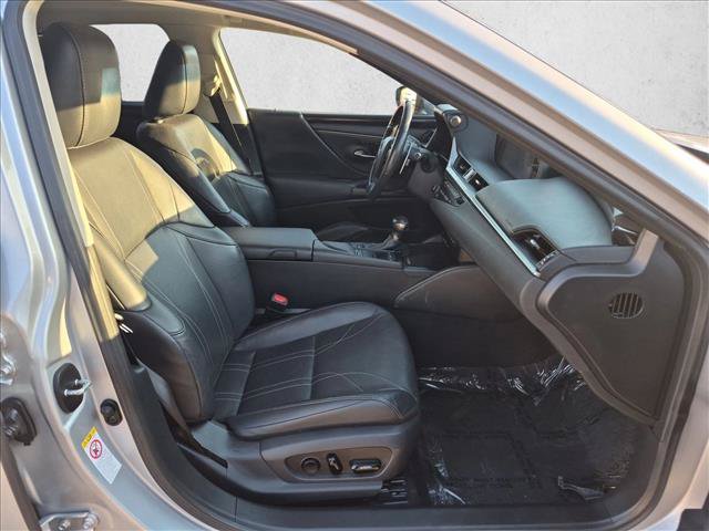 Used 2019 Lexus ES 350 w/ Accessory Package 2 FWD image 21