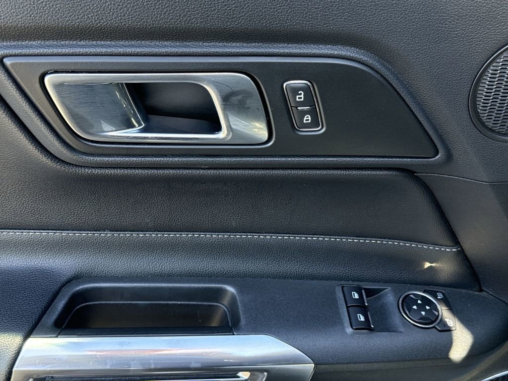 Used 2019 Ford Mustang Premium RWD image 15
