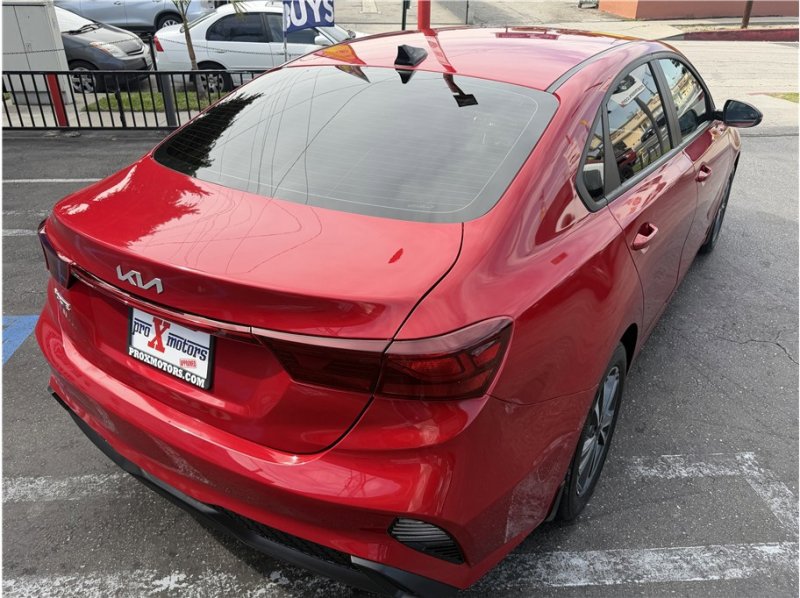 Used 2024 Kia Forte LXS w/ LXS Technology Package image 13