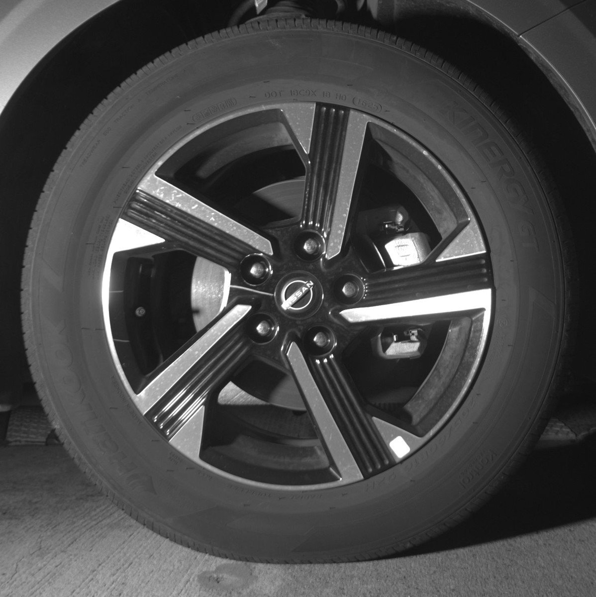 Used 2025 Nissan Sentra SV image 13