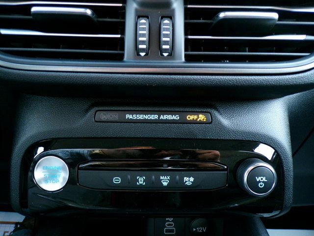 New 2026 Ford Escape SE w/ Class II Trailer Tow Package FWD image 22