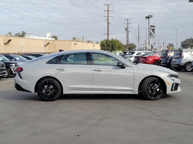 New 2027 Kia K5 GT-Line FWD image 4