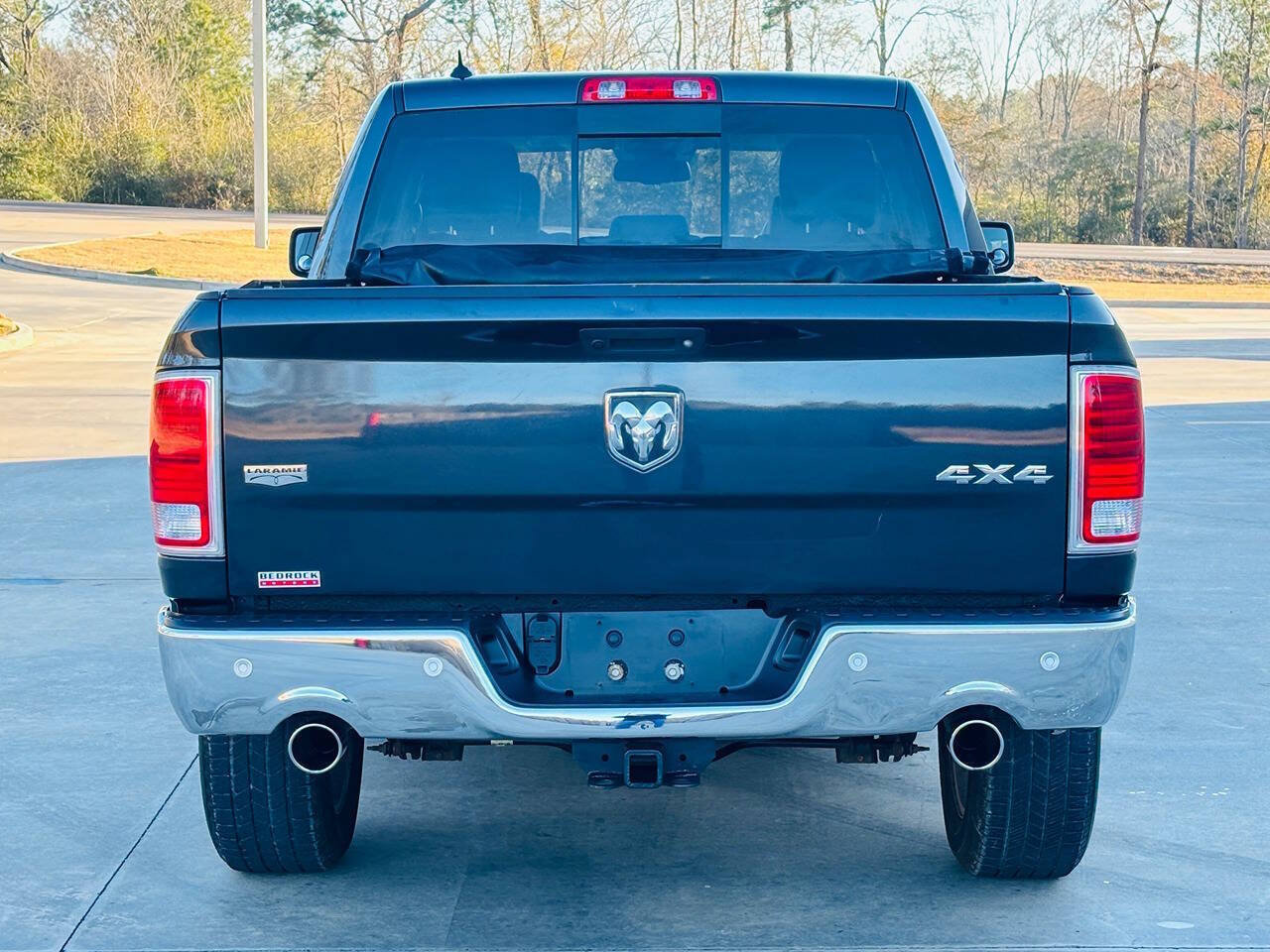 Used 2017 RAM 1500 Laramie w/ Convenience Group AWD/4WD image 7