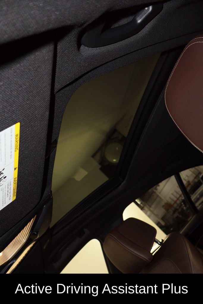 Used 2019 BMW 540i xDrive w/ M Sport Package image 19