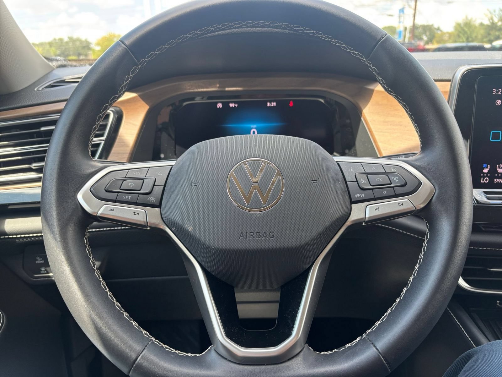 Used 2026 Volkswagen Atlas SE AWD/4WD image 29