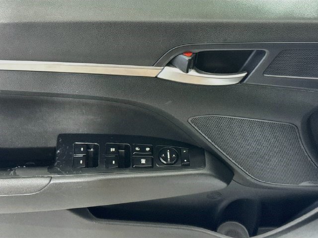Used 2020 Hyundai Elantra SEL w/ Cargo Package (C1) FWD image 22