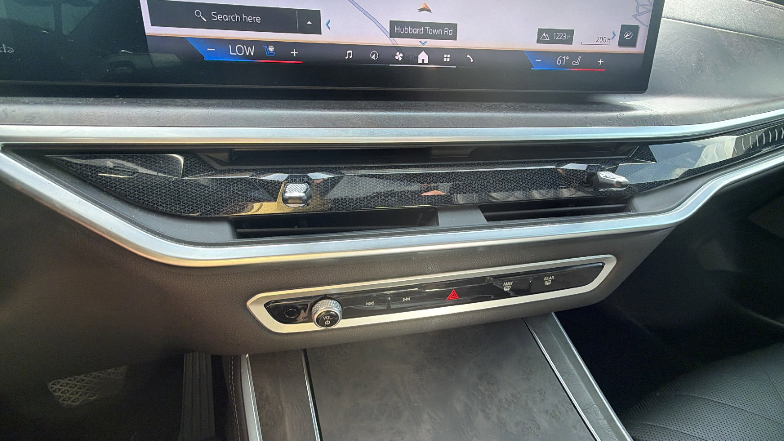 Used 2024 BMW X5 xDrive40i AWD/4WD image 32