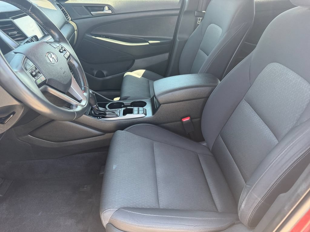 Used 2018 Hyundai Tucson Sport w/ Cargo Package AWD/4WD image 10