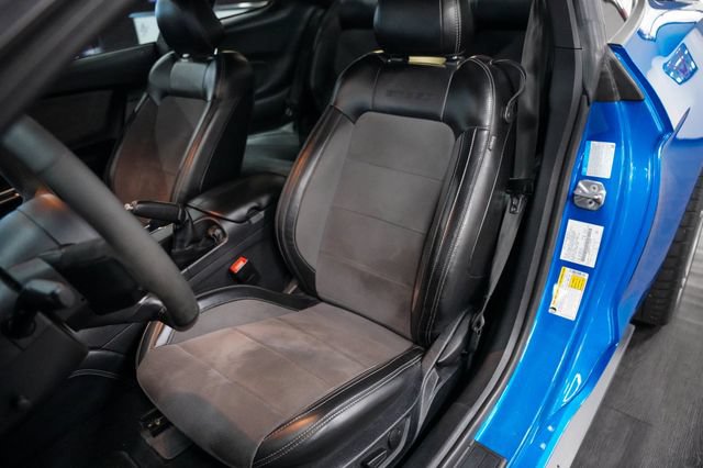 Used 2020 Ford Mustang Shelby GT350 w/ Technology Package RWD image 4