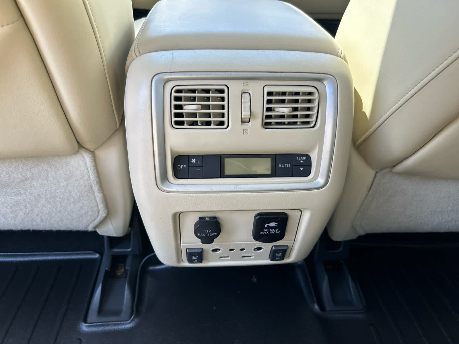 Used 2018 INFINITI QX60 Luxe w/ Deluxe Technology Package AWD/4WD image 26
