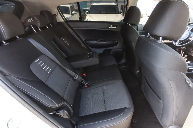 Used 2018 Kia Sportage LX FWD image 26