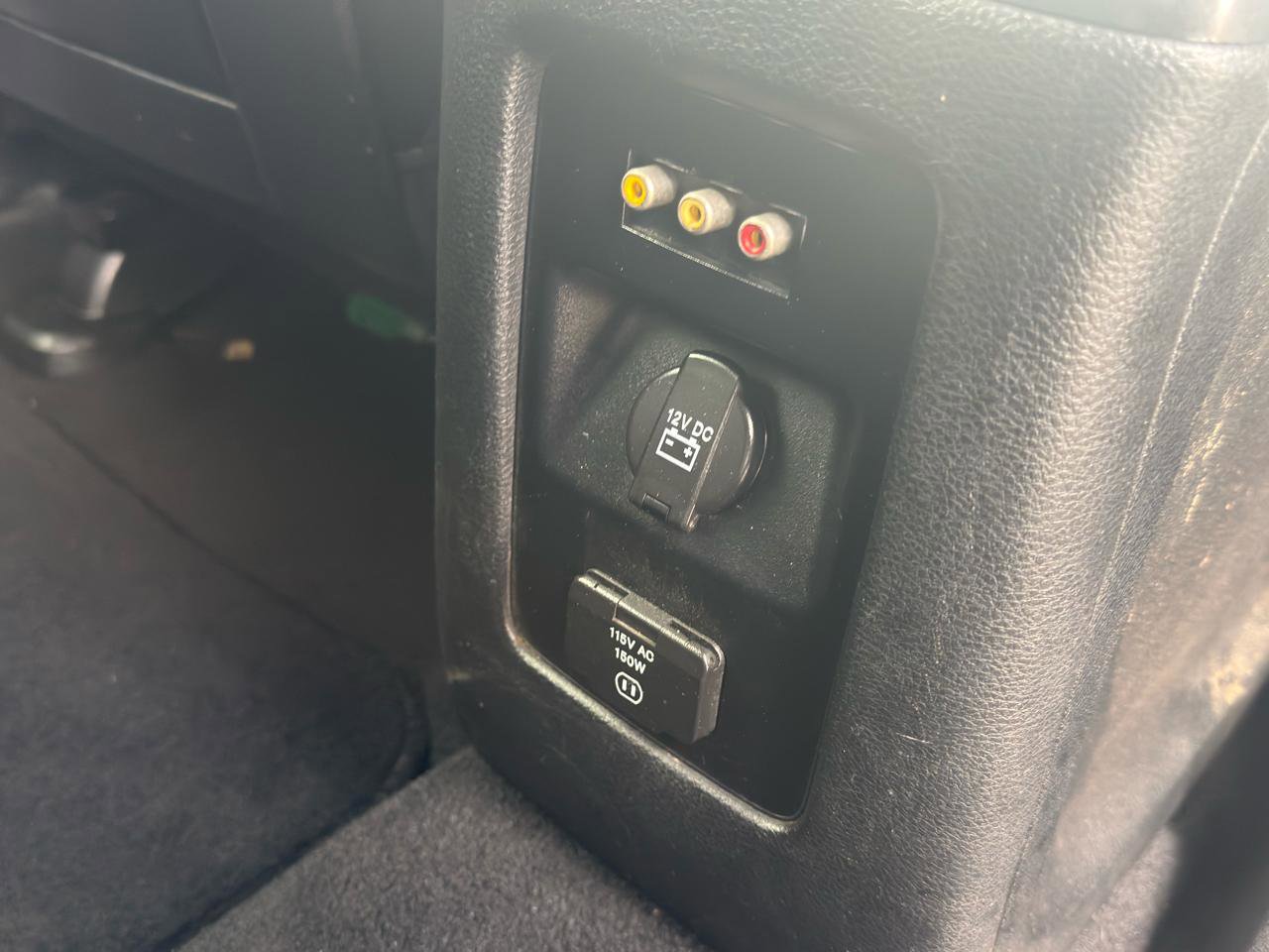 Used 2012 Dodge Journey R/T w/ Flexible Seating Group image 35