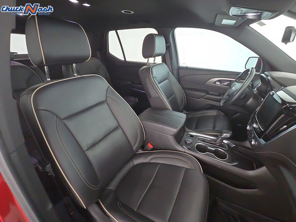 Used 2023 Chevrolet Traverse Premier w/ LPO, Floor Liner Package FWD image 33