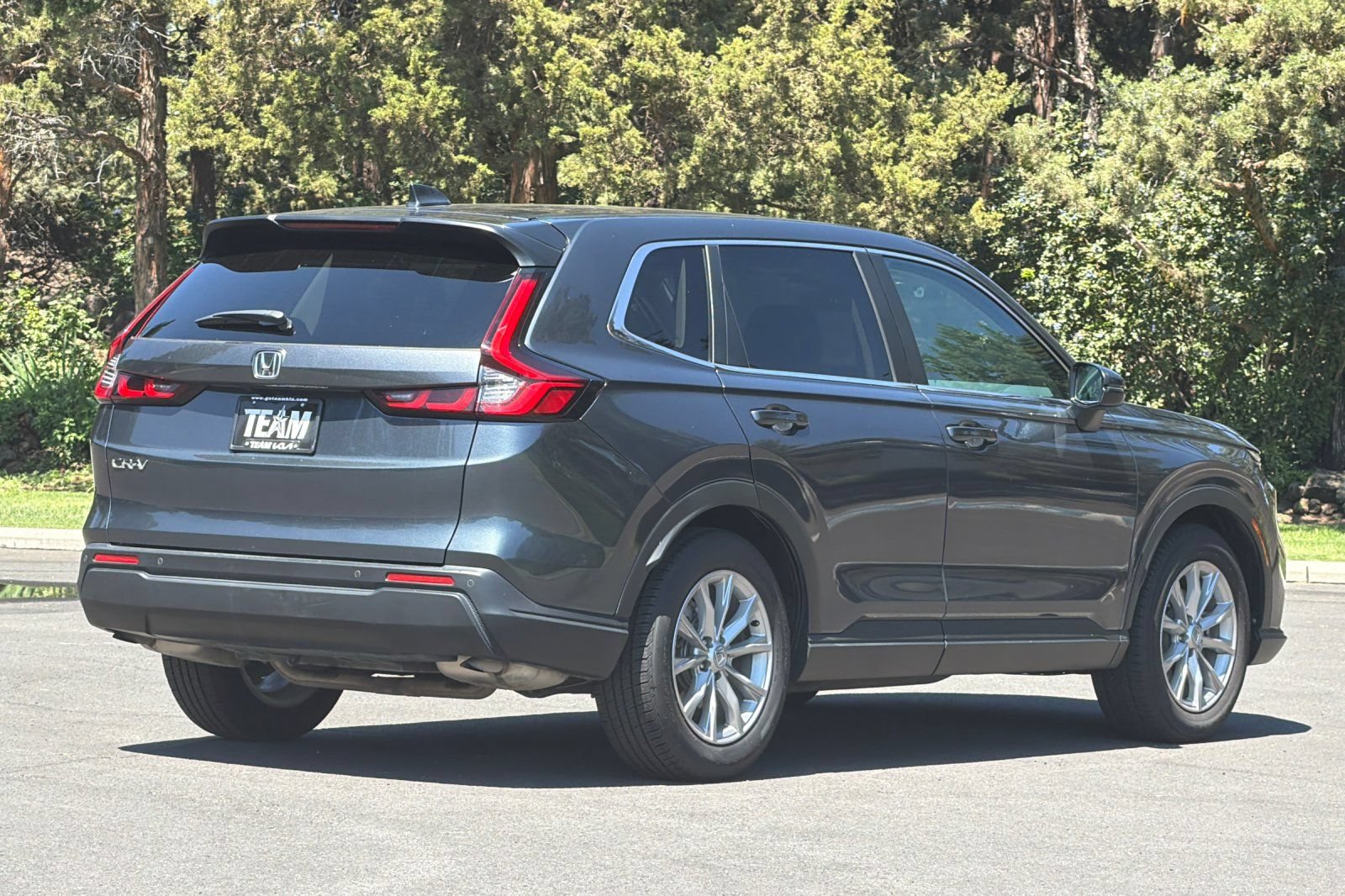 Used 2025 Honda CR-V EX-L image 4