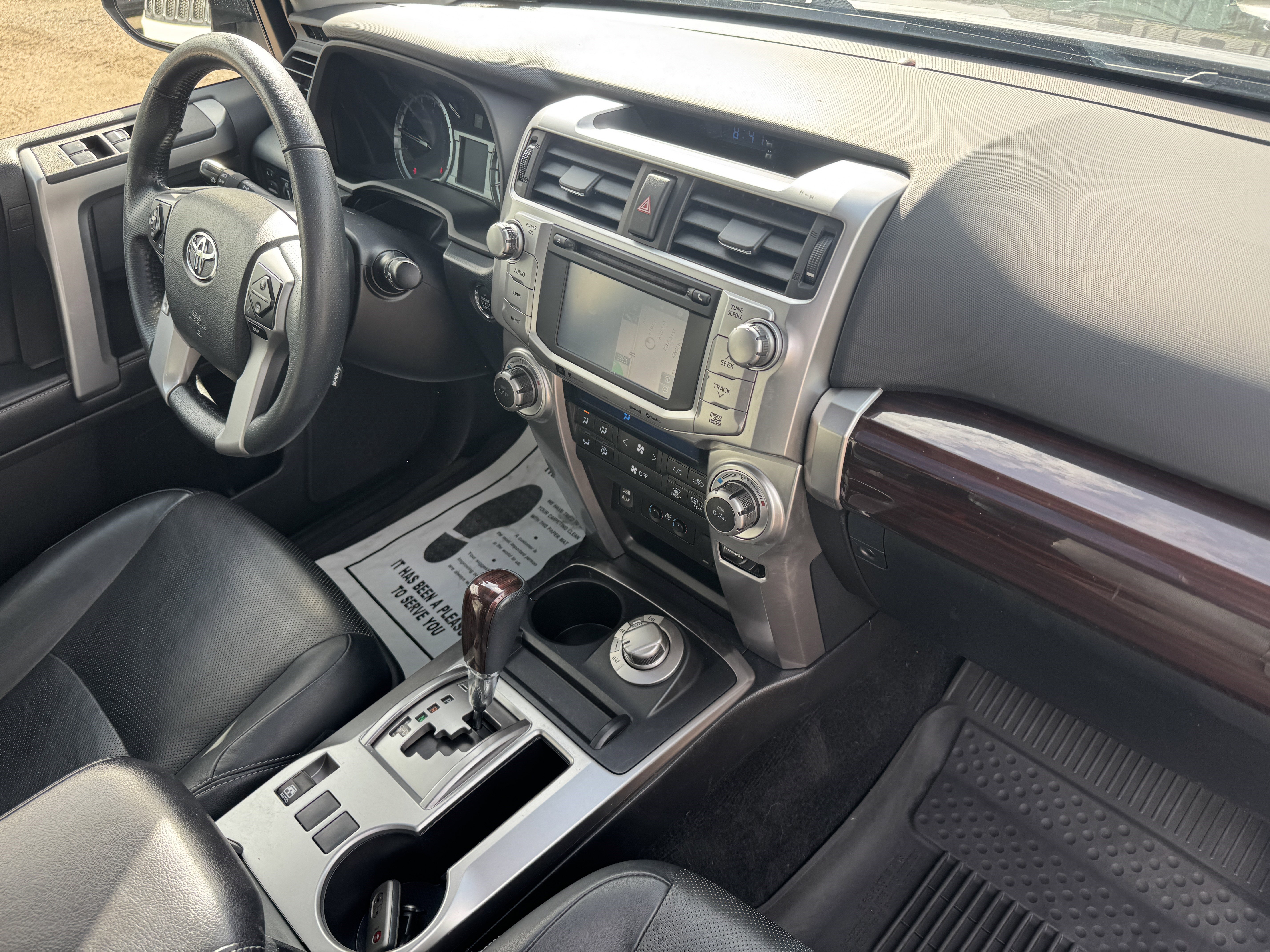 Used 2017 Toyota 4Runner Limited AWD/4WD image 29