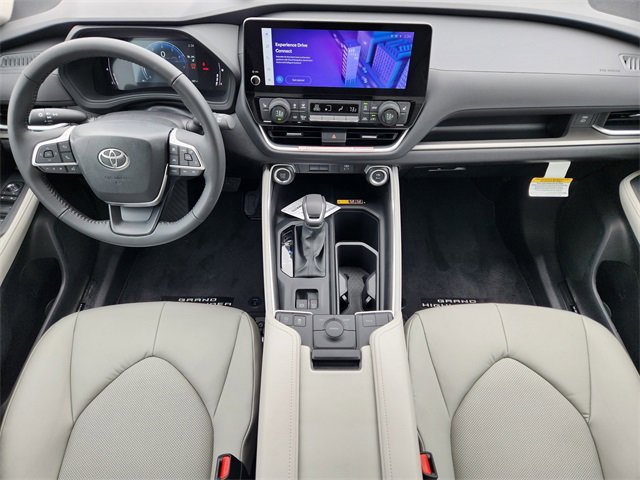 New 2026 Toyota Grand Highlander XLE image 18