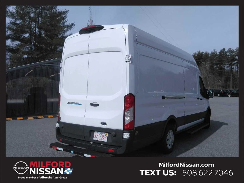 Used 2022 Ford E-Transit 148 High Roof Extended w/ Load Area Protection Package image 3
