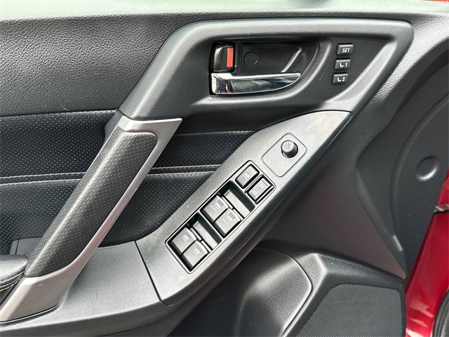 Used 2018 Subaru Forester 2.5i Touring w/ Popular Package #3B image 19