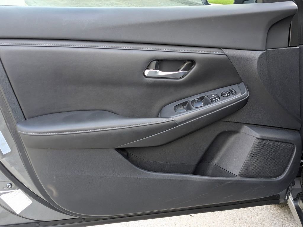 Used 2021 Nissan Sentra SV image 15