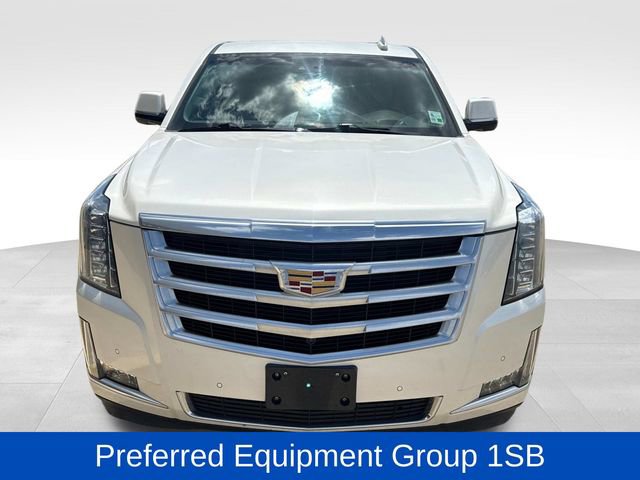 Used 2015 Cadillac Escalade ESV Luxury RWD image 2