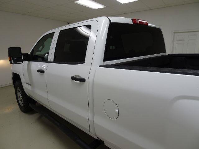 Used 2019 Chevrolet Silverado 2500 W/T AWD/4WD image 16