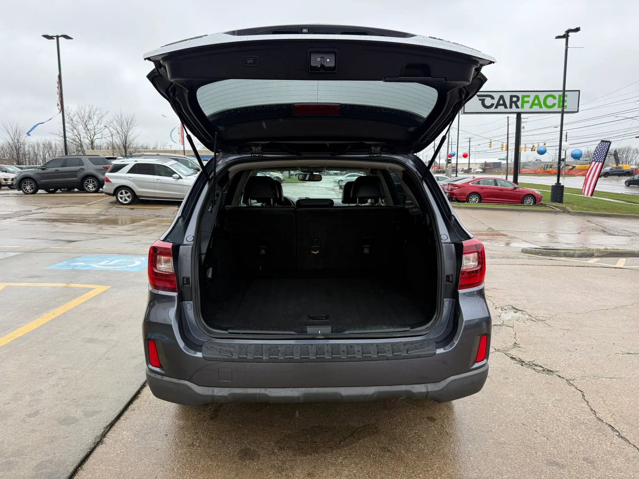 Used 2017 Subaru Outback 2.5i Limited AWD/4WD image 12