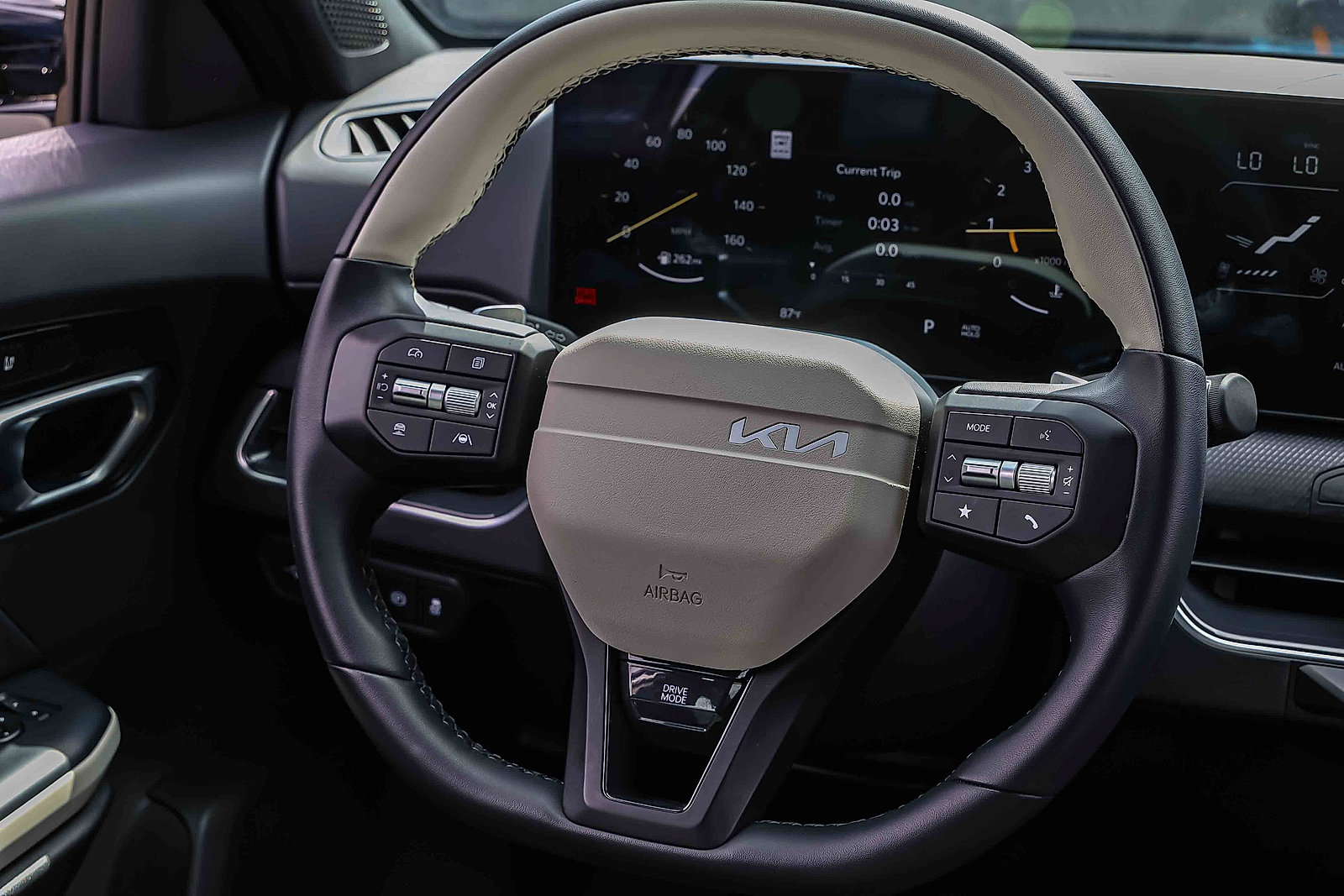 Certified 2025 Kia K4 GT-Line FWD image 14