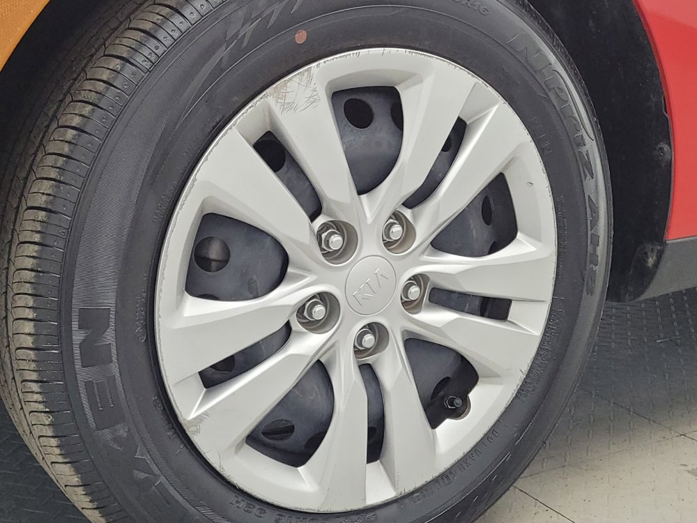 Used 2021 Kia Soul LX image 31