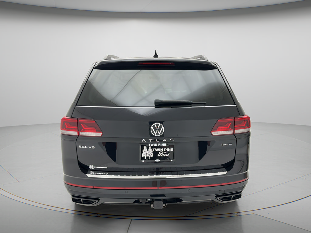 Used 2023 Volkswagen Atlas SEL R-Line AWD/4WD image 7