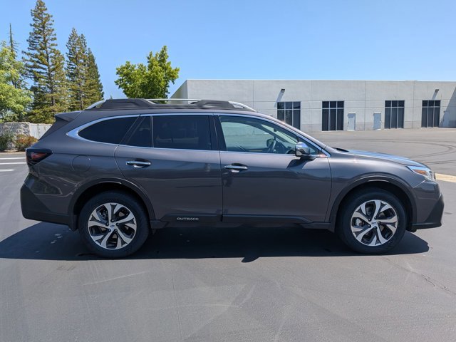 Used 2020 Subaru Outback Touring XT AWD/4WD image 4
