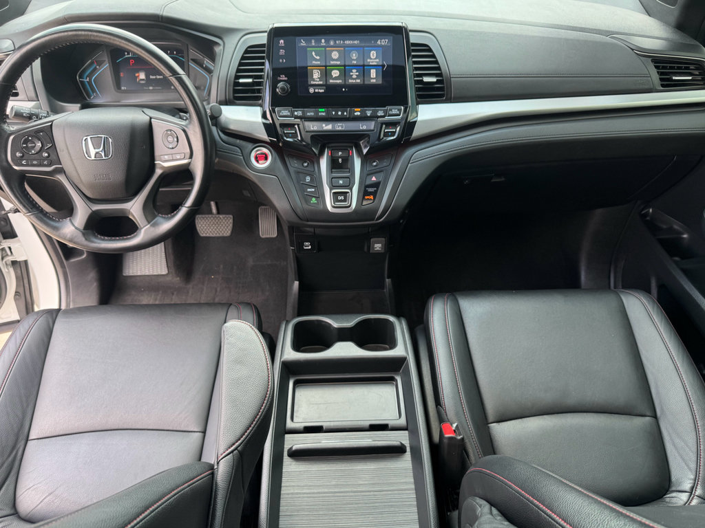Certified 2023 Honda Odyssey Sport image 2