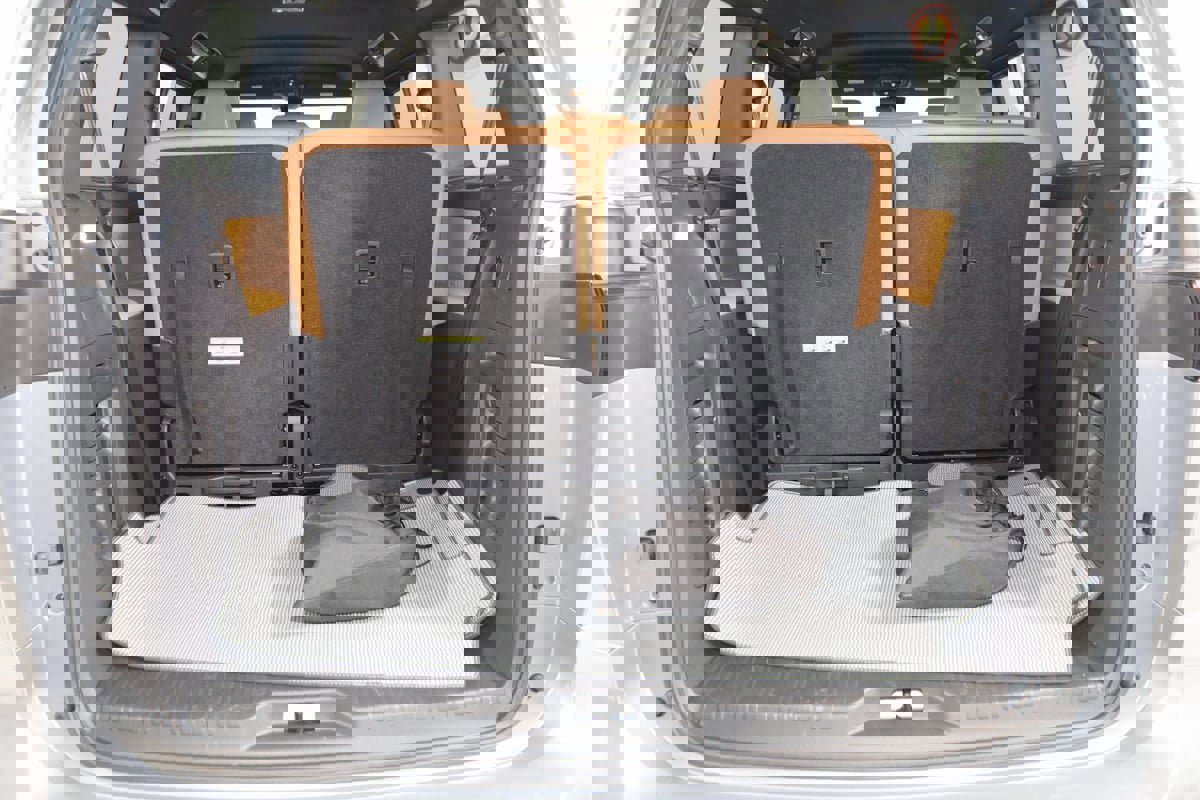 Used 2025 Volkswagen ID. Buzz Pro S image 61