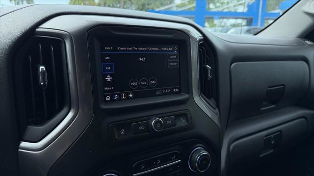 Used 2025 Chevrolet Silverado 1500 Custom w/ Turbomax Blackout Package RWD image 29