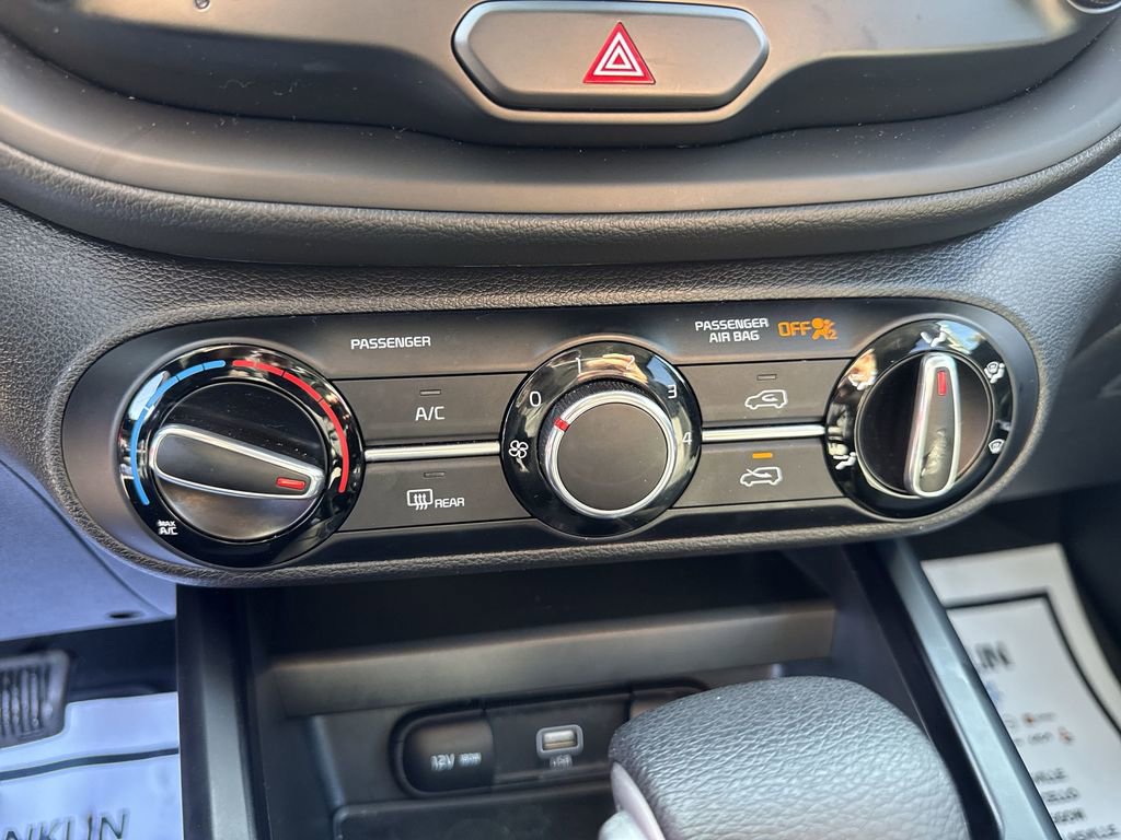 Used 2022 Kia Soul LX w/ Technology Package FWD image 19