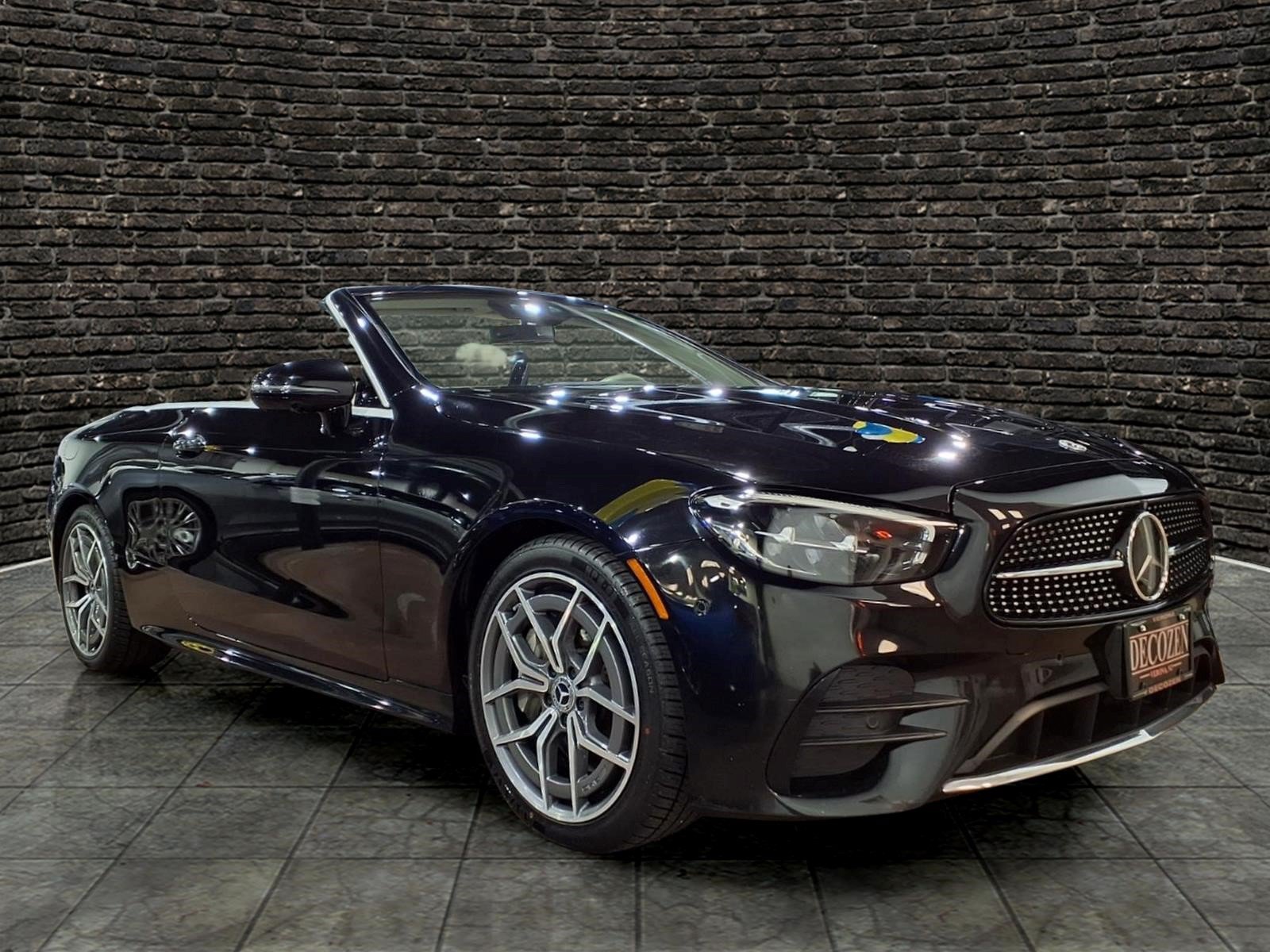Used 2022 Mercedes-Benz E 450 4MATIC Cabriolet image 1