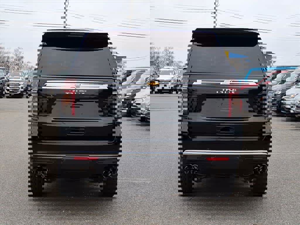 Used 2021 Chevrolet Tahoe High Country w/ Premium Package image 4