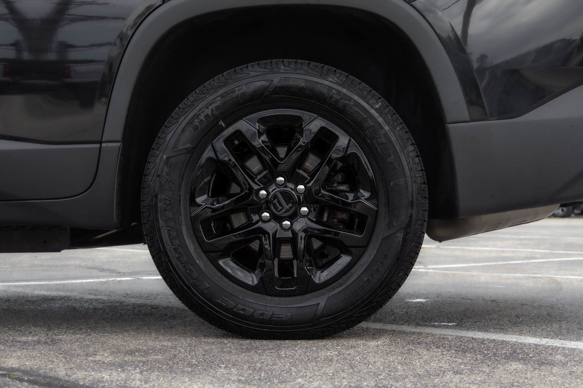 Used 2019 Chevrolet Traverse LS FWD image 44