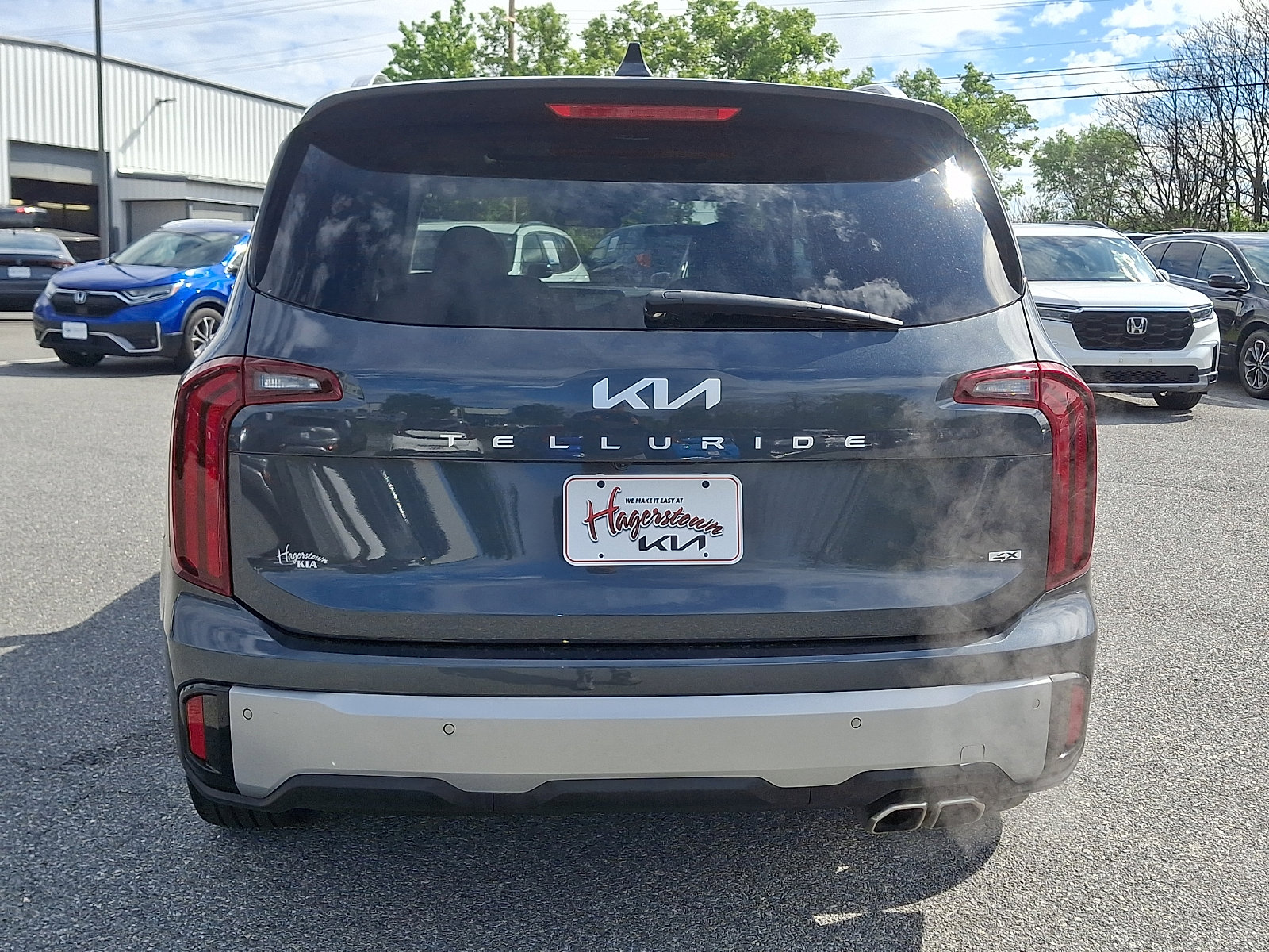 Certified 2023 Kia Telluride S w/ S Sunroof Package AWD/4WD image 5