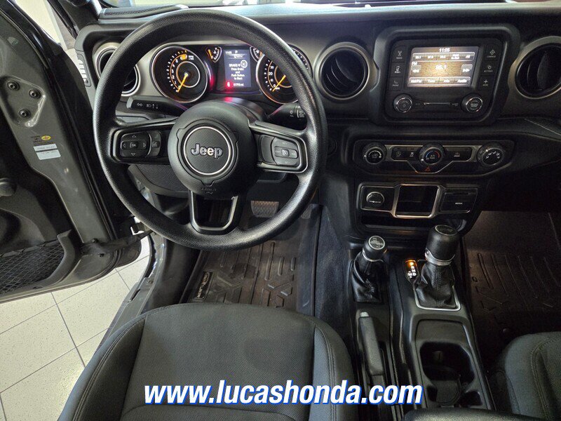 Used 2021 Jeep Wrangler Unlimited Sport AWD/4WD image 9