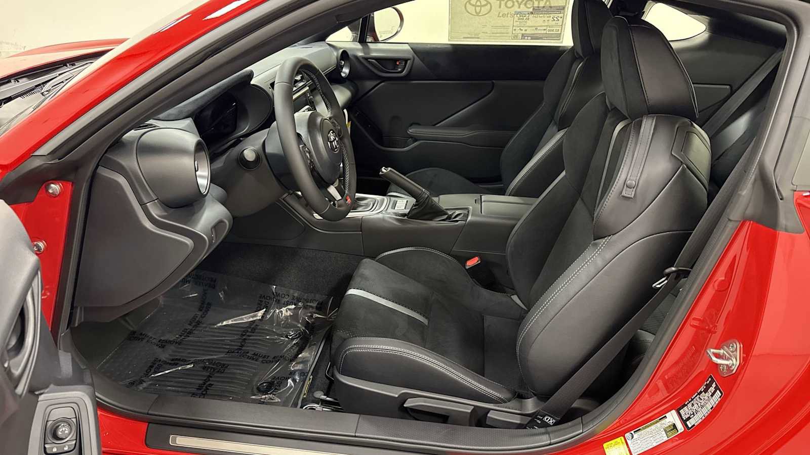 New 2025 Toyota GR86 Premium image 13