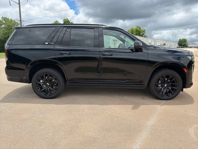 Certified 2023 Cadillac Escalade Sport Platinum w/ LPO, ONYX Package AWD/4WD image 6