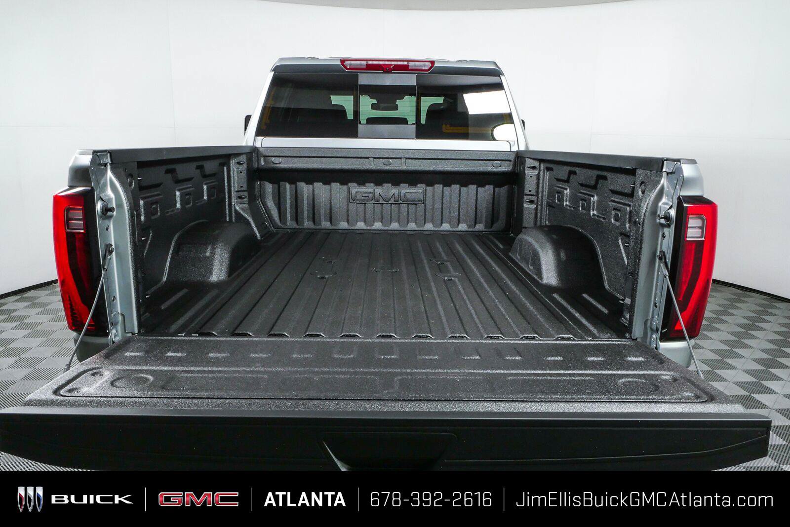 New 2026 GMC Sierra 2500 SLT w/ SLT Premium Package AWD/4WD image 31