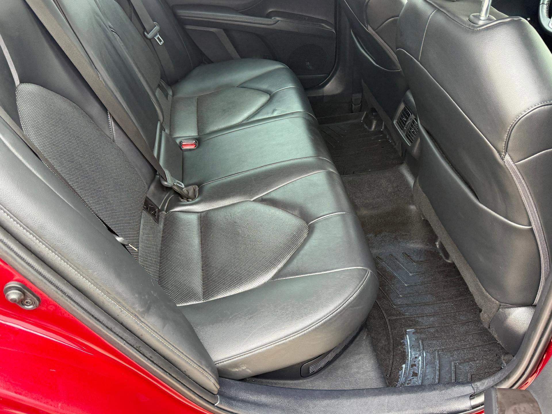 Used 2022 Toyota Camry XLE image 25