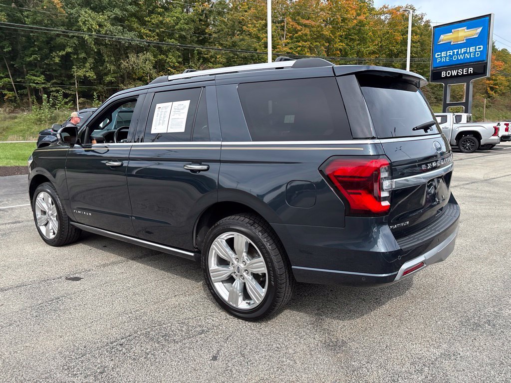 Used 2024 Ford Expedition Platinum AWD/4WD image 3