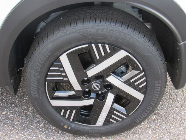 New 2026 Nissan Kicks SV FWD image 14